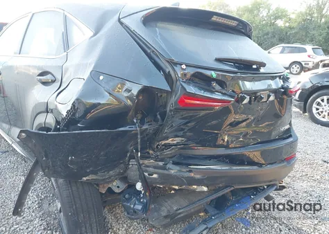 2019 Lexus Nx 300 z USA, uszkodzony, nr VIN JTJBARBZXK2192618